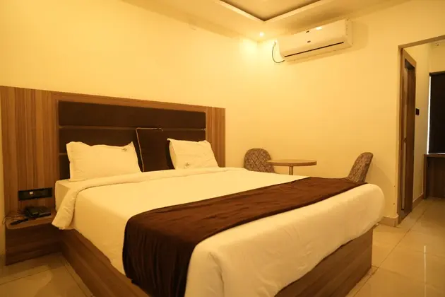 Room Image 1